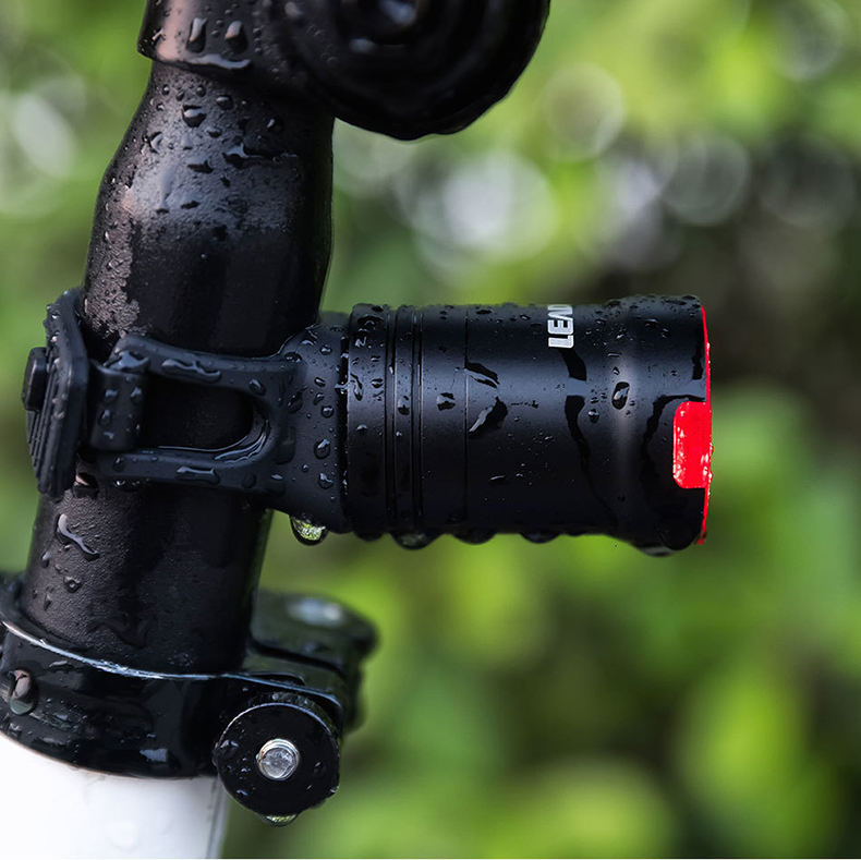 Mtb Accessories Bicycle Smart Auto Sensing Rear Light Taillight USB Cycling LED Bike Brake Light